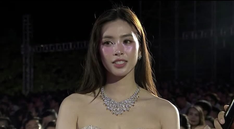 1 kiểu má hồng, 2 kết quả dành cho Tiểu Vy- Ảnh 5. 1 kiểu má hồng, 2 kết quả dành cho Tiểu Vy- Ảnh 5.