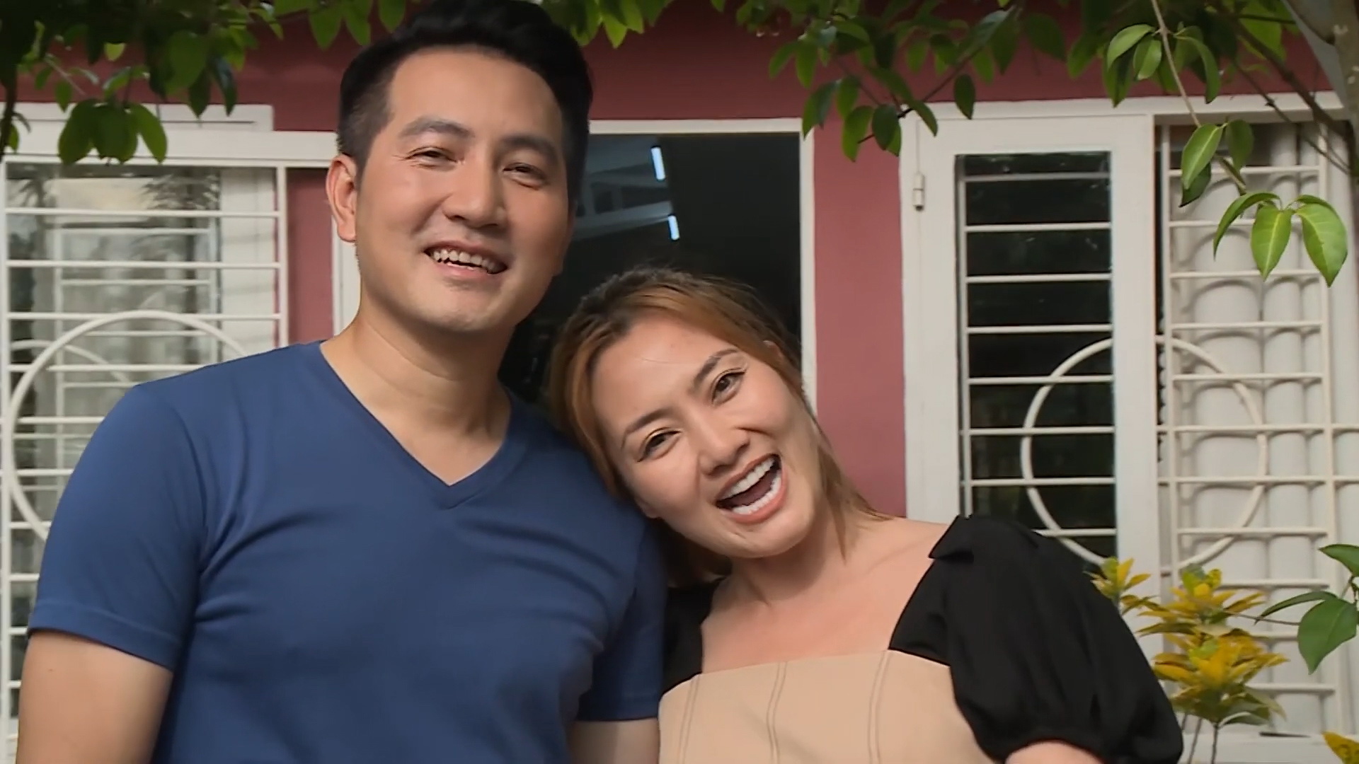 Chuyện tình cảm của ca sĩ Phi Hùng và danh tính 2 người phụ nữ khiến anh phải lên tiếng- Ảnh 2. Chuyện tình cảm của ca sĩ Phi Hùng và danh tính 2 người phụ nữ khiến anh phải lên tiếng- Ảnh 2.