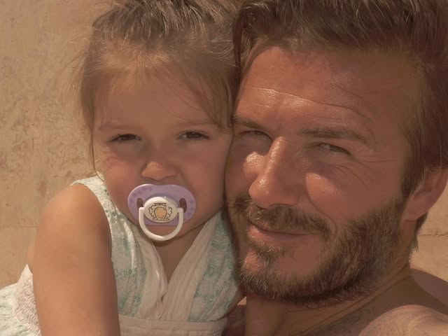 Đến lượt bố David Beckham chúc mừng sinh nhật tiểu thư út: Harper Seven mới ngày nào còn ẵm ngửa, giờ đã thành thiếu nữ xinh xắn- Ảnh 6. Đến lượt bố David Beckham chúc mừng sinh nhật tiểu thư út: Harper Seven mới ngày nào còn ẵm ngửa, giờ đã thành thiếu nữ xinh xắn- Ảnh 6.