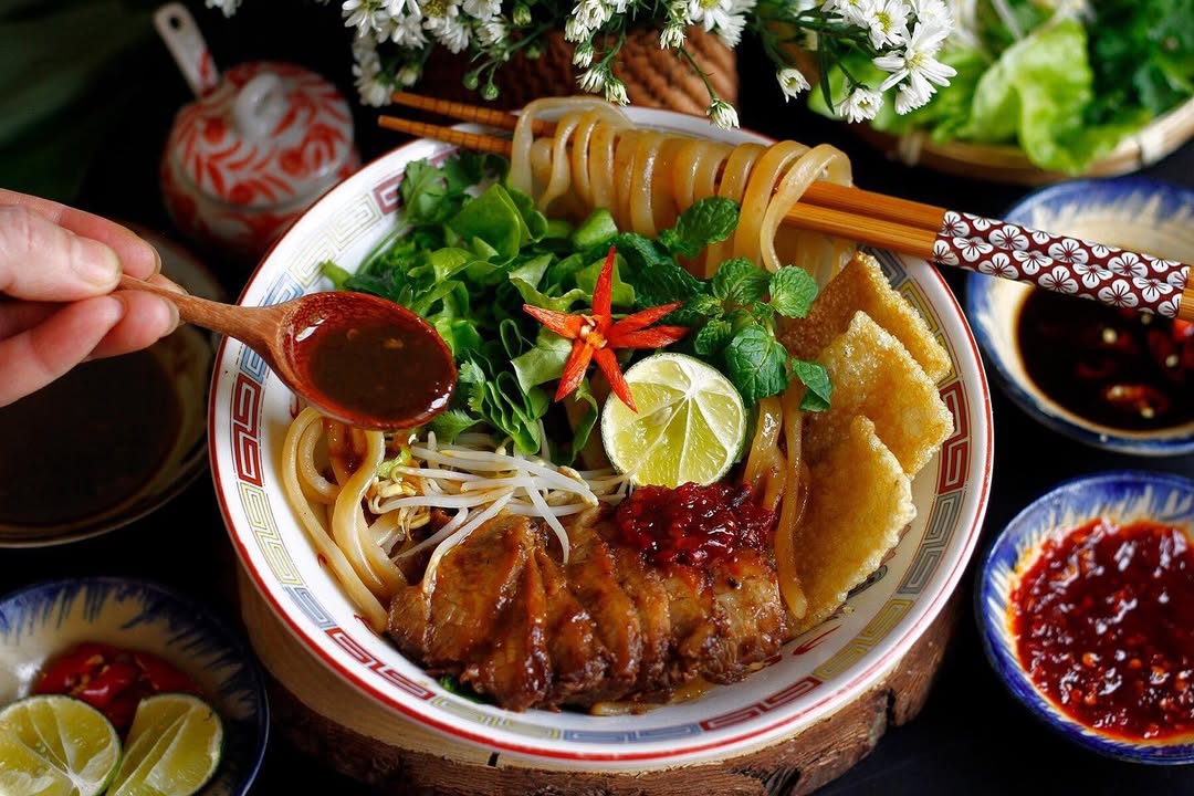 Không chỉ có biển xanh - cát trắng - nắng vàng, đến Đà Nẵng mà chưa ăn 3 món đặc sản này thì cần phải quay lại ngay thôi!- Ảnh 6.