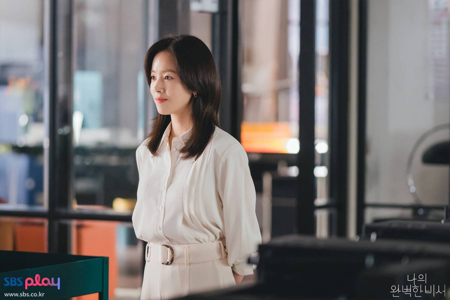 4 nữ thần công sở trên phim Hàn Quốc: Cô đầu tiên là huyền thoại, cô số 4 toát lên thần thái sếp nữ đỉnh của đỉnh- Ảnh 30. 4 nữ thần công sở trên phim Hàn Quốc: Cô đầu tiên là huyền thoại, cô số 4 toát lên thần thái sếp nữ đỉnh của đỉnh- Ảnh 30.