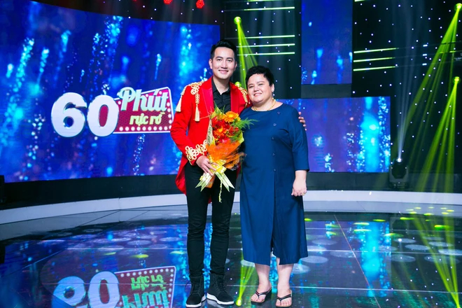 Chuyện tình cảm của ca sĩ Phi Hùng và danh tính 2 người phụ nữ khiến anh phải lên tiếng- Ảnh 1. Chuyện tình cảm của ca sĩ Phi Hùng và danh tính 2 người phụ nữ khiến anh phải lên tiếng- Ảnh 1.
