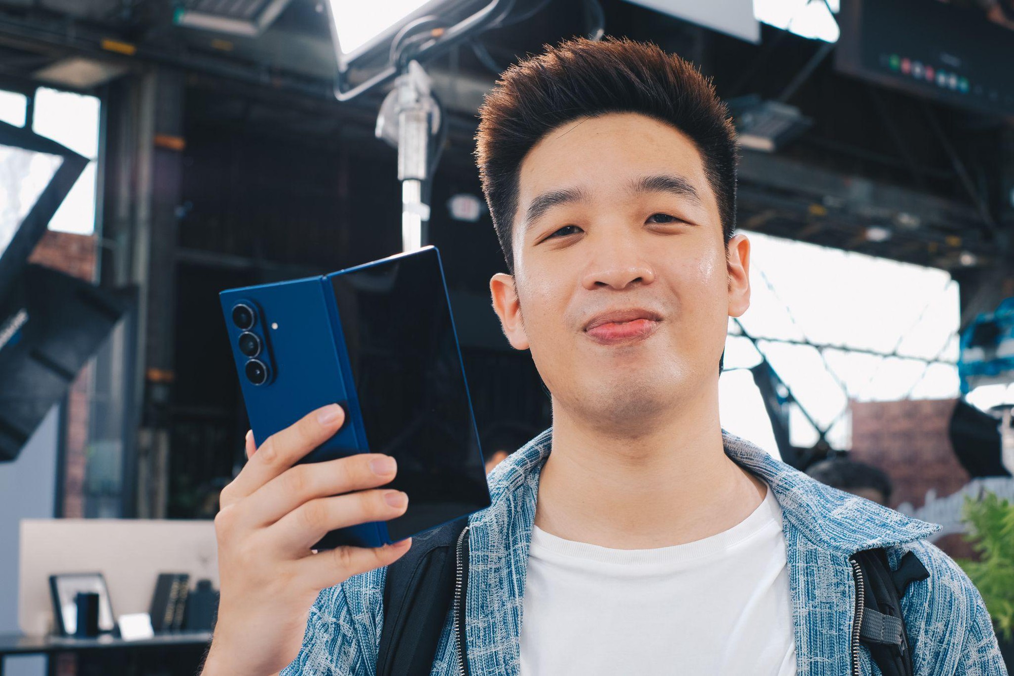 Loạt tech reviewer, KOL đánh giá ra sao sau khi trải nghiệm Galaxy Z Fold7 & Z Flip7?- Ảnh 3. Loạt tech reviewer, KOL đánh giá ra sao sau khi trải nghiệm Galaxy Z Fold7 & Z Flip7?- Ảnh 3.
