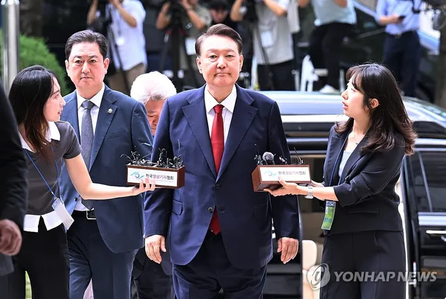 Cựu Tổng thống Hàn Quốc Yoon Suk Yeol bị bắt giữ lần thứ hai