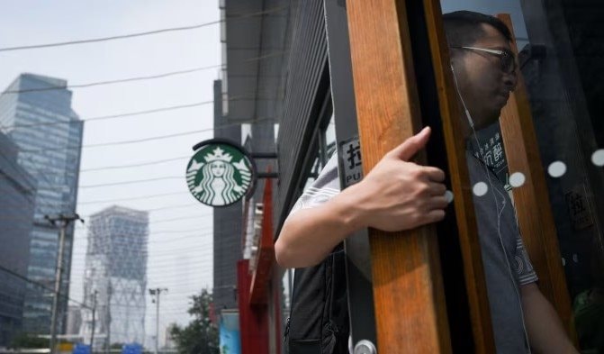 Starbucks bị chê đắt khi rao bán 10 tỷ USD cho hoạt động kinh doanh ở một nước Châu Á- Ảnh 3.