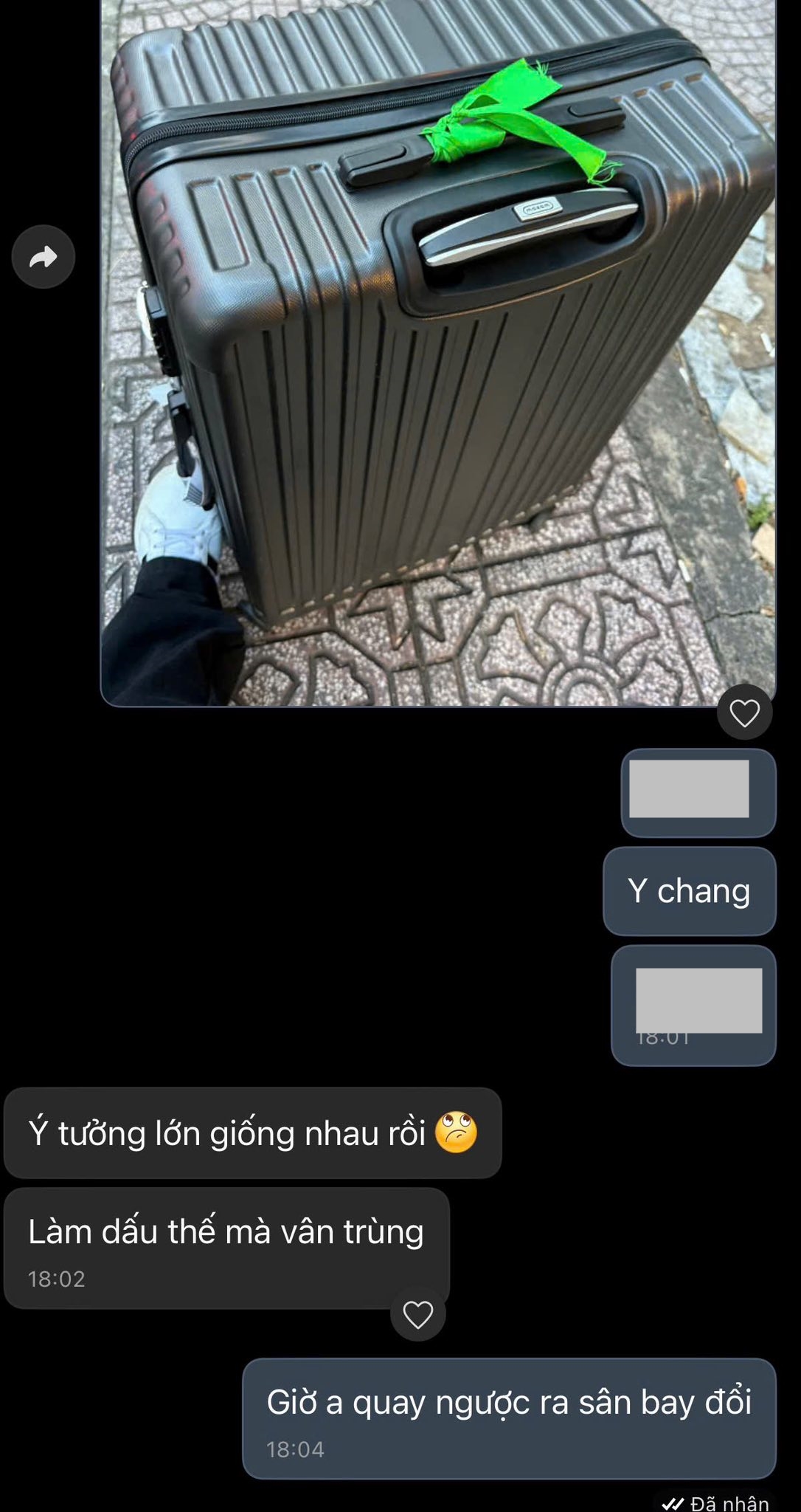 Số phận bất ngờ của 2 chiếc vali buộc dây màu xanh ở sân bay: Phim ngôn tình chính thức được giải oan!- Ảnh 1. Số phận bất ngờ của 2 chiếc vali buộc dây màu xanh ở sân bay: Phim ngôn tình chính thức được giải oan!- Ảnh 1.