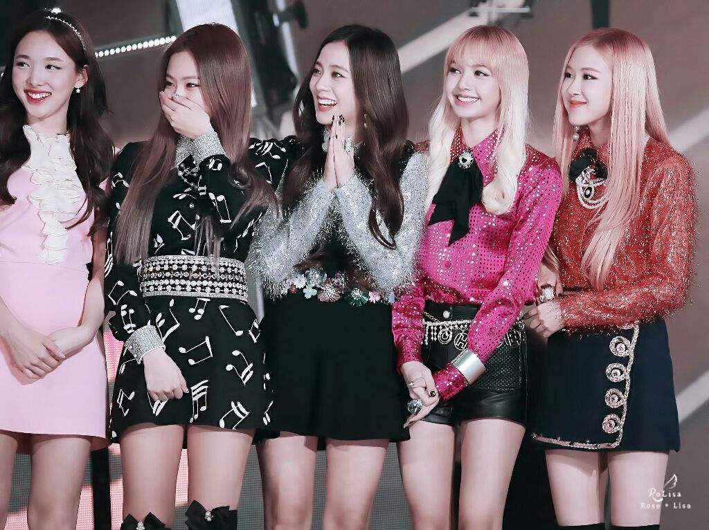 Producer của Jennie có phát ngôn xúc phạm “kỳ phùng địch thủ” của BLACKPINK khiến netizen phẫn nộ- Ảnh 6. Producer của Jennie có phát ngôn xúc phạm “kỳ phùng địch thủ” của BLACKPINK khiến netizen phẫn nộ- Ảnh 6.