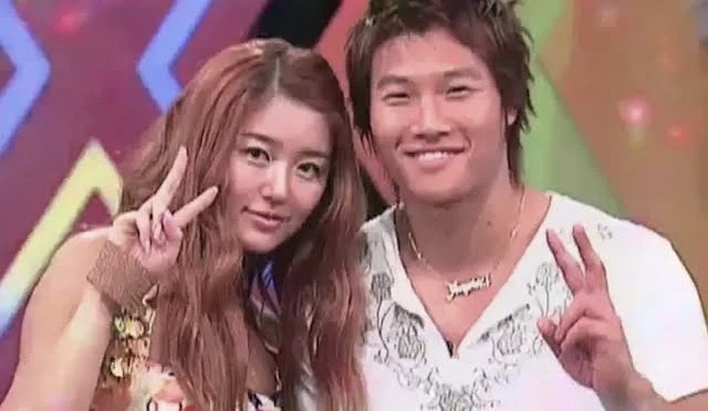 Báo Hàn vào cuộc: Kim Jong Kook và Báo Hàn vào cuộc: Kim Jong Kook và