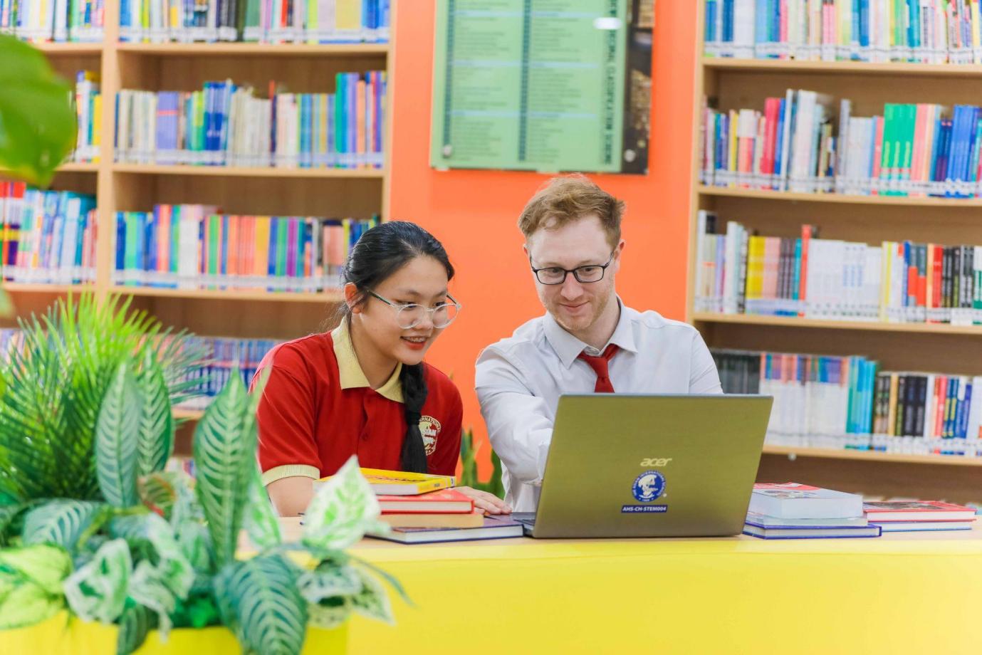 Hà Tiểu Linh và hành trình chinh phục 10 trường đại học danh tiếng Hoa Kỳ- Ảnh 2. Hà Tiểu Linh và hành trình chinh phục 10 trường đại học danh tiếng Hoa Kỳ- Ảnh 2.