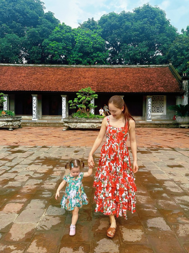 Lan Phương lại nhận cơn mưa lời khen khi đưa con tới nơi này: Miễn phí nhưng lợi ích thì không kể xiết- Ảnh 2.