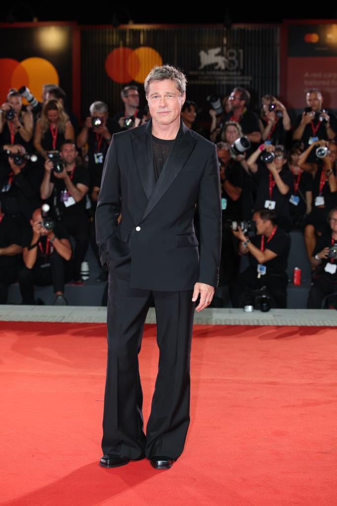 Brad Pitt tuyệt vọng, thống khổ cầu xin 2 con ruột, chuyện gì đây?- Ảnh 1.