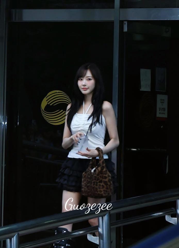 Nữ idol bùng nổ visual hậu giảm cân, không cần nhịn ăn vẫn có dáng đẹp- Ảnh 2.