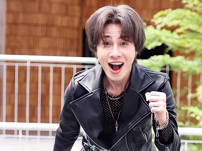 Vụ kiện đòi con của ca sĩ J-97 tiếp tục căng thẳng- Ảnh 1.