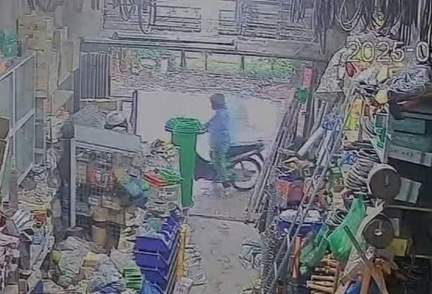 Người phụ nữ ở Hà Nội mất liên lạc, để lại con nhỏ 4 tháng tuổi: Chồng tiết lộ những dấu hiệu bất thường- Ảnh 2.