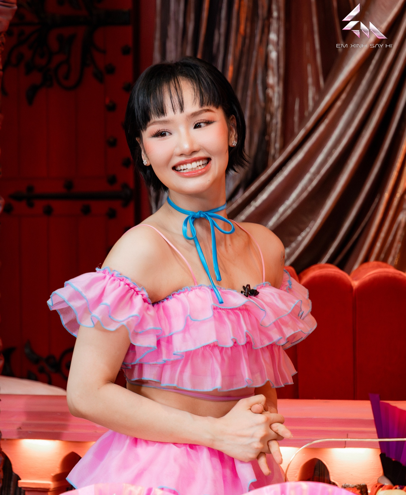 Nhan sắc gây lú của Miu Lê, càng nhìn càng thấy giống Lê Giang thế này- Ảnh 1.