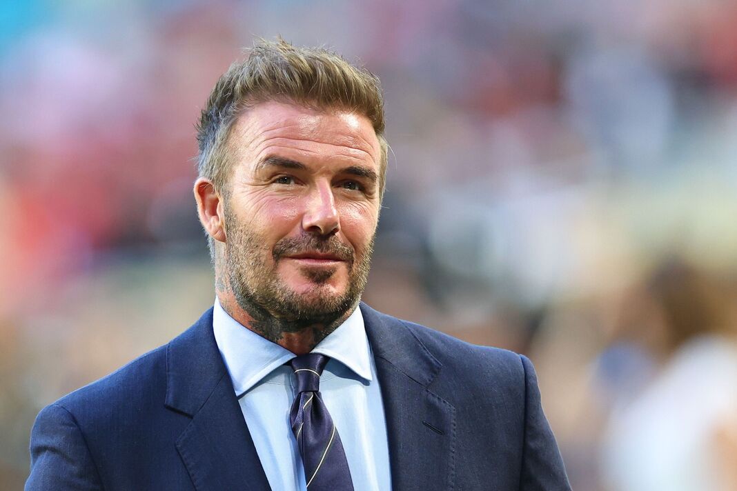 David Beckham ra tay hàn gắn với Brooklyn nhưng nhận lại sự lạnh lùng đến đau lòng- Ảnh 1.
