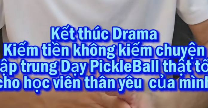 Hóng drama Pickleball Hà Nội: Thầy thu 300k/giờ, lịch kín cả tuần nhưng xem đánh không khác gì 