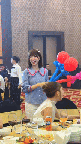 Hoà Minzy dẫn Bo Thúi đến dự sinh nhật con trai Quang Hải, chiếm spotlight với visual 