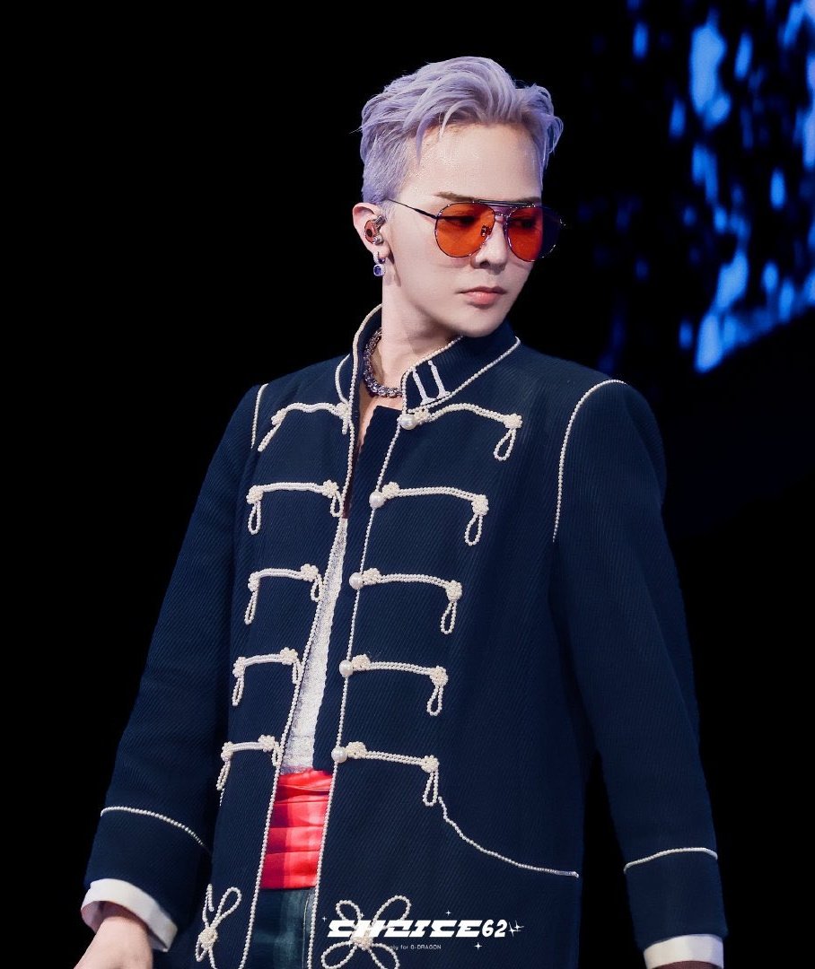 Đại hội sao tại concert G-Dragon: Bạn thân Lee Soo Hyuk bay đến tận nơi, Giả Tịnh Văn và bạn thân Từ Hy Viên bị 