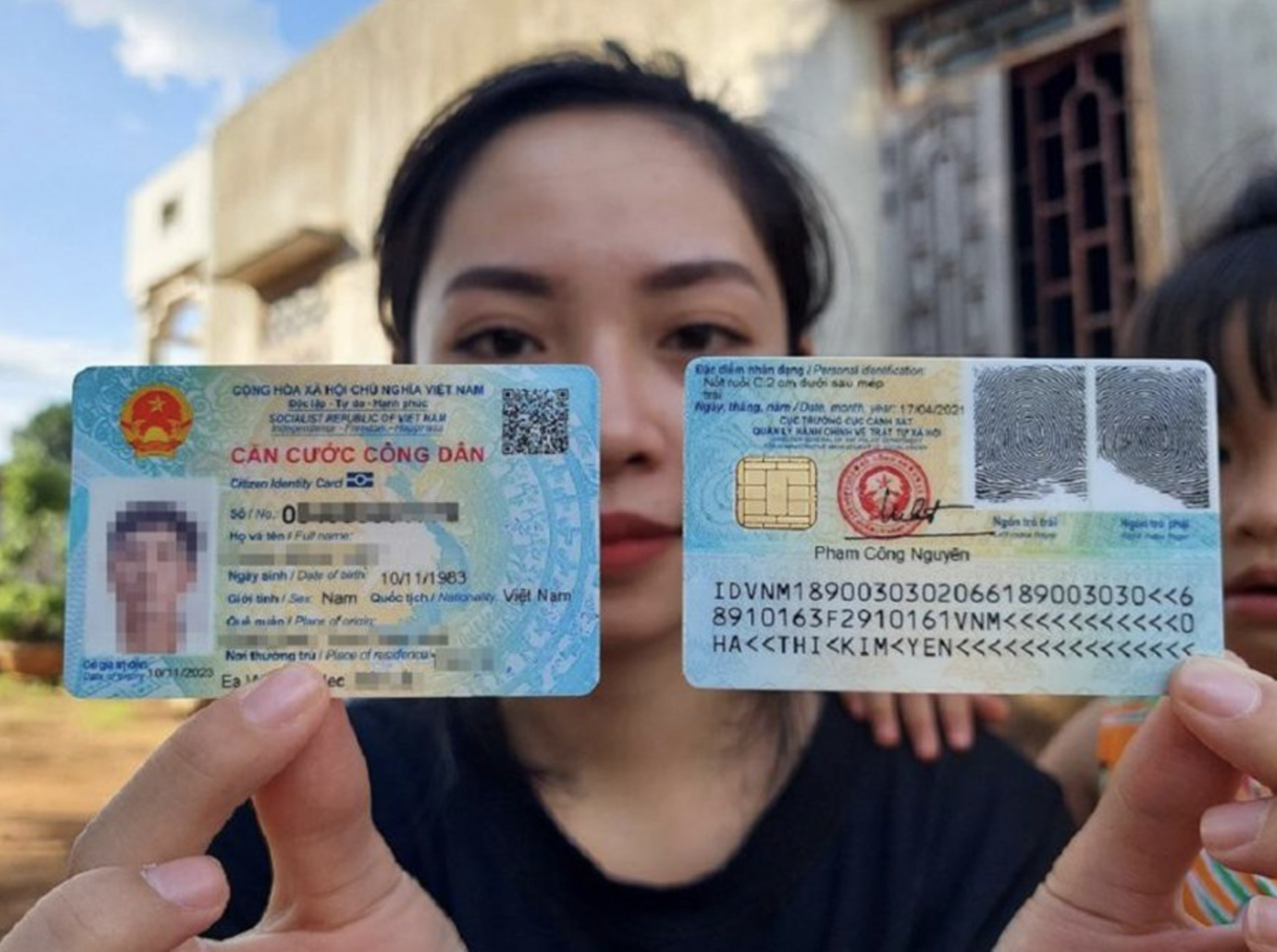 Những người sinh năm 2000, 1985, 1965 có thể bị phạt và khóa tài khoản ngân hàng, kiểm tra thời hạn giấy tờ ngay!- Ảnh 1.