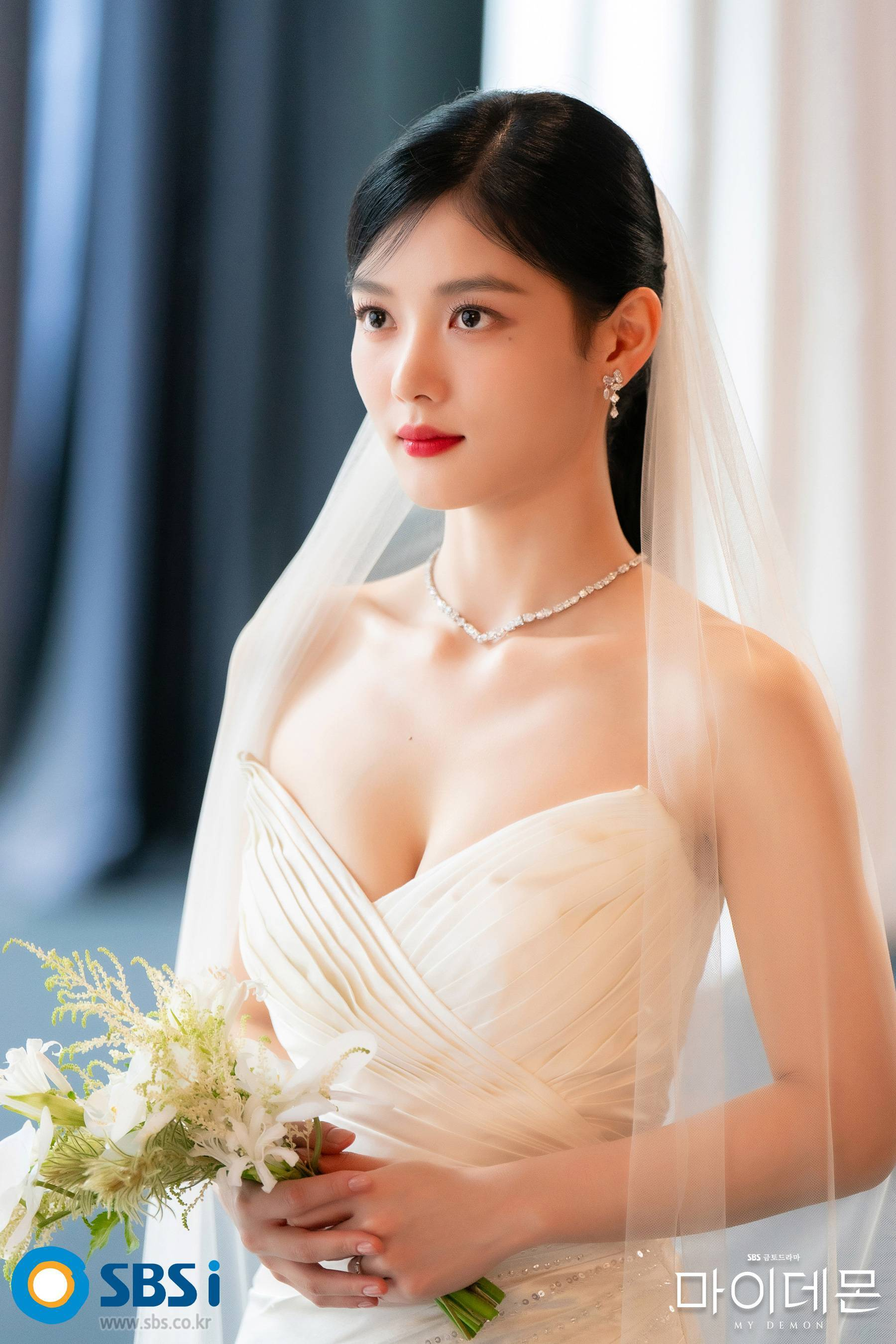 10 cô dâu đẹp nhất Hàn Quốc: Song Hye Kyo mất hút, hạng 1 khen bao nhiêu cũng thiếu- Ảnh 14.