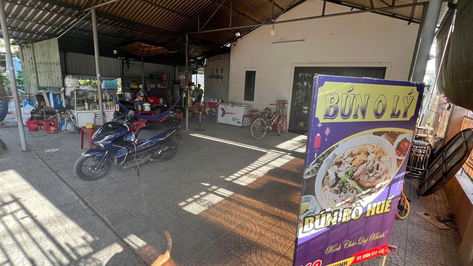 Nhiều người nhiễm liên cầu khuẩn lợn, quán bún ở Huế chuyển sang bán bún bò- Ảnh 2.
