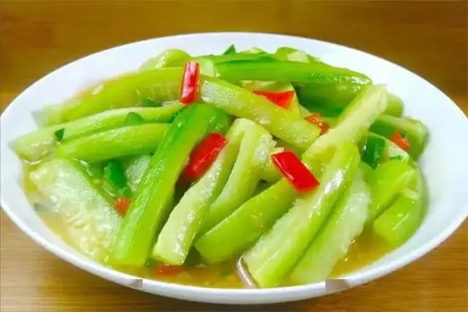 Sai lầm khi chế biến khiến mướp trở thành thuốc độc cho thận- Ảnh 3. Sai lầm khi chế biến khiến mướp trở thành thuốc độc cho thận- Ảnh 3.