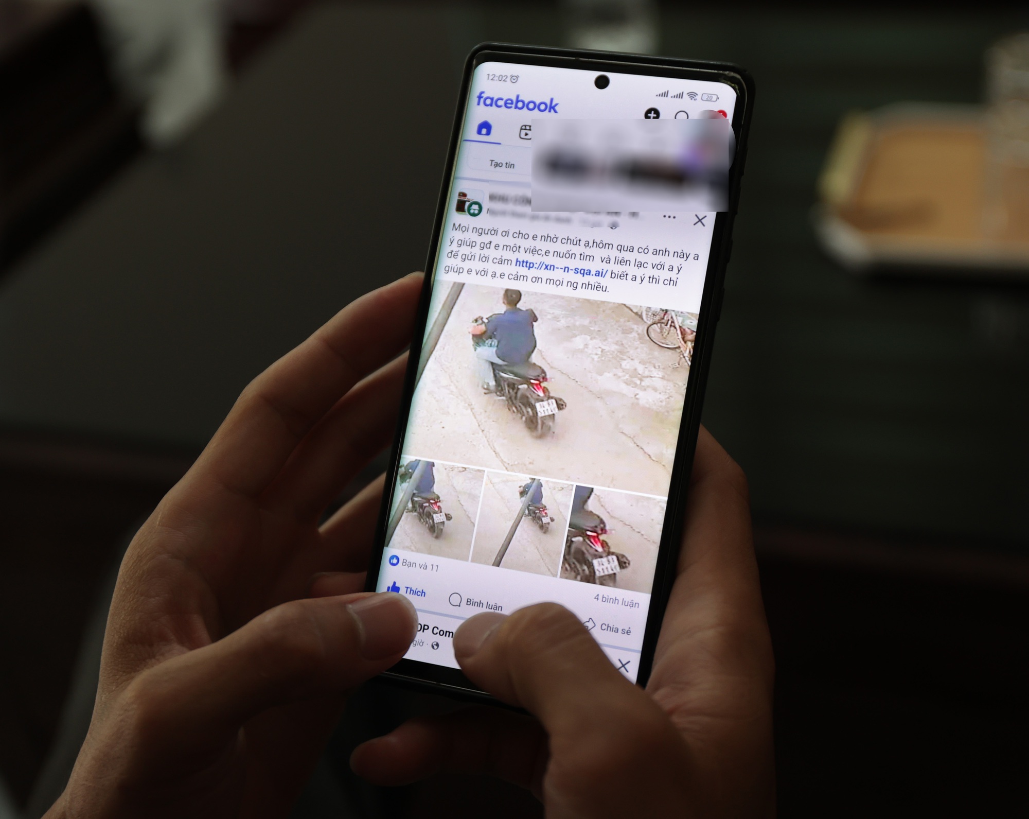 "Người hùng" cứu cháu bé thoát chết ngay trước đường ray: "Mẹ xem clip xong thì ôm lấy tôi"- Ảnh 3.