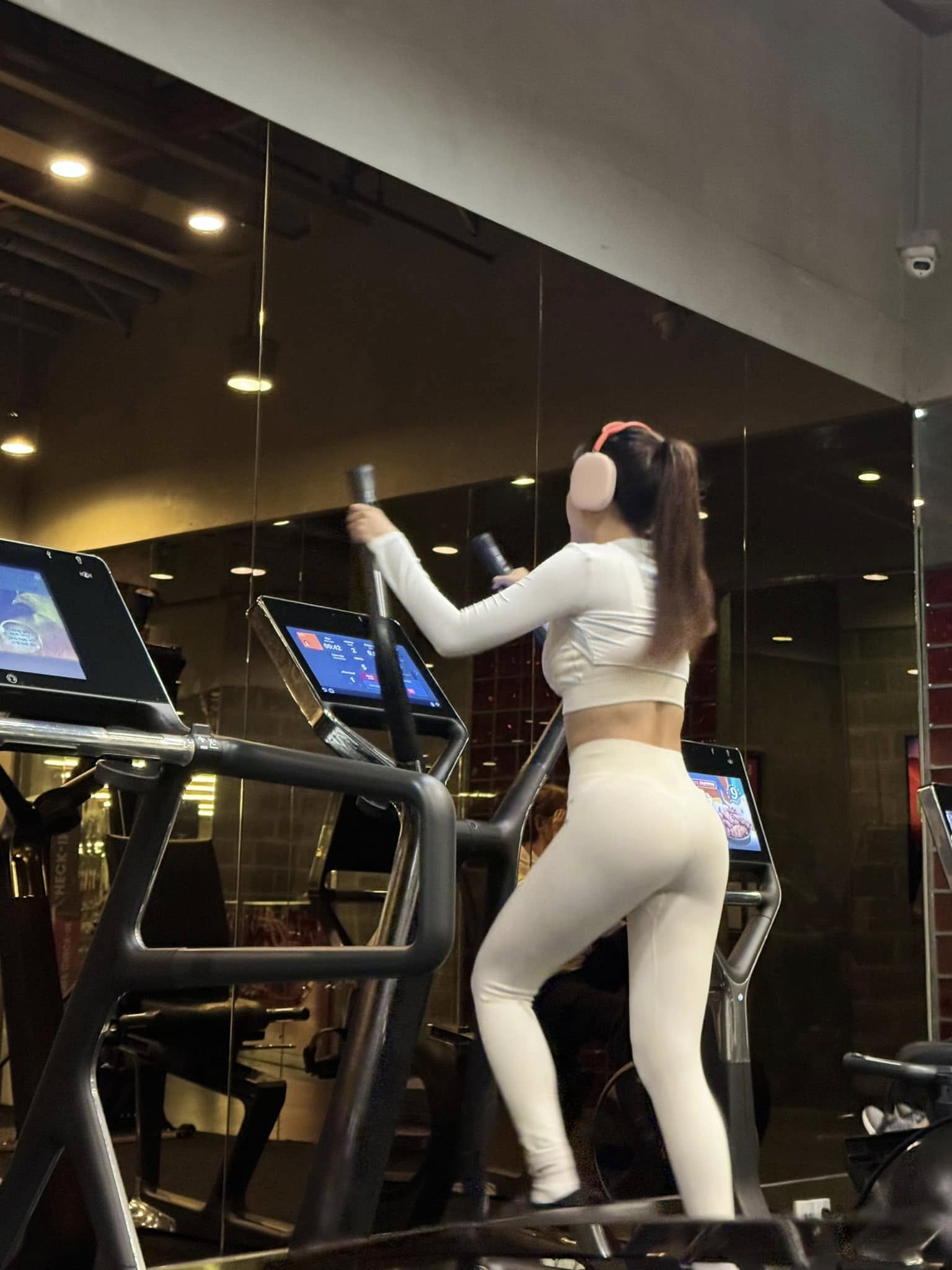 Gái một con - Thiên An cực chăm tập 2 môn thể thao, bảo sao dáng đẹp, eo thon, body nuột nà thế!- Ảnh 16.