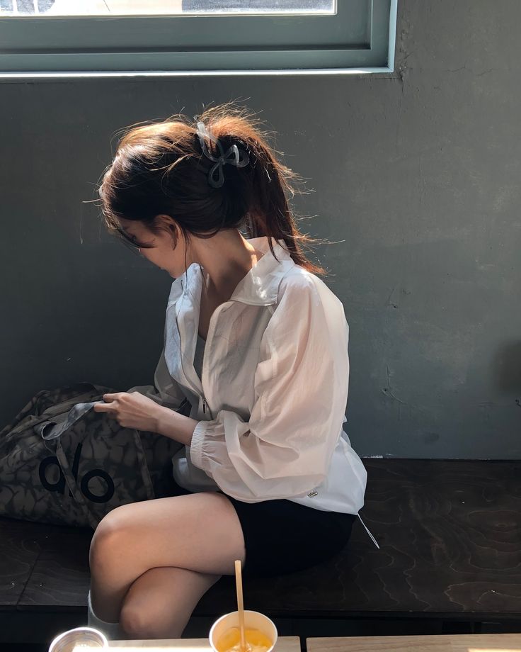 Lén gửi 23 triệu đồng/tháng cho mẹ ruột: Câu nói trong phòng cấp cứu tố cáo sự giả dối của chồng suốt 3 năm- Ảnh 1.