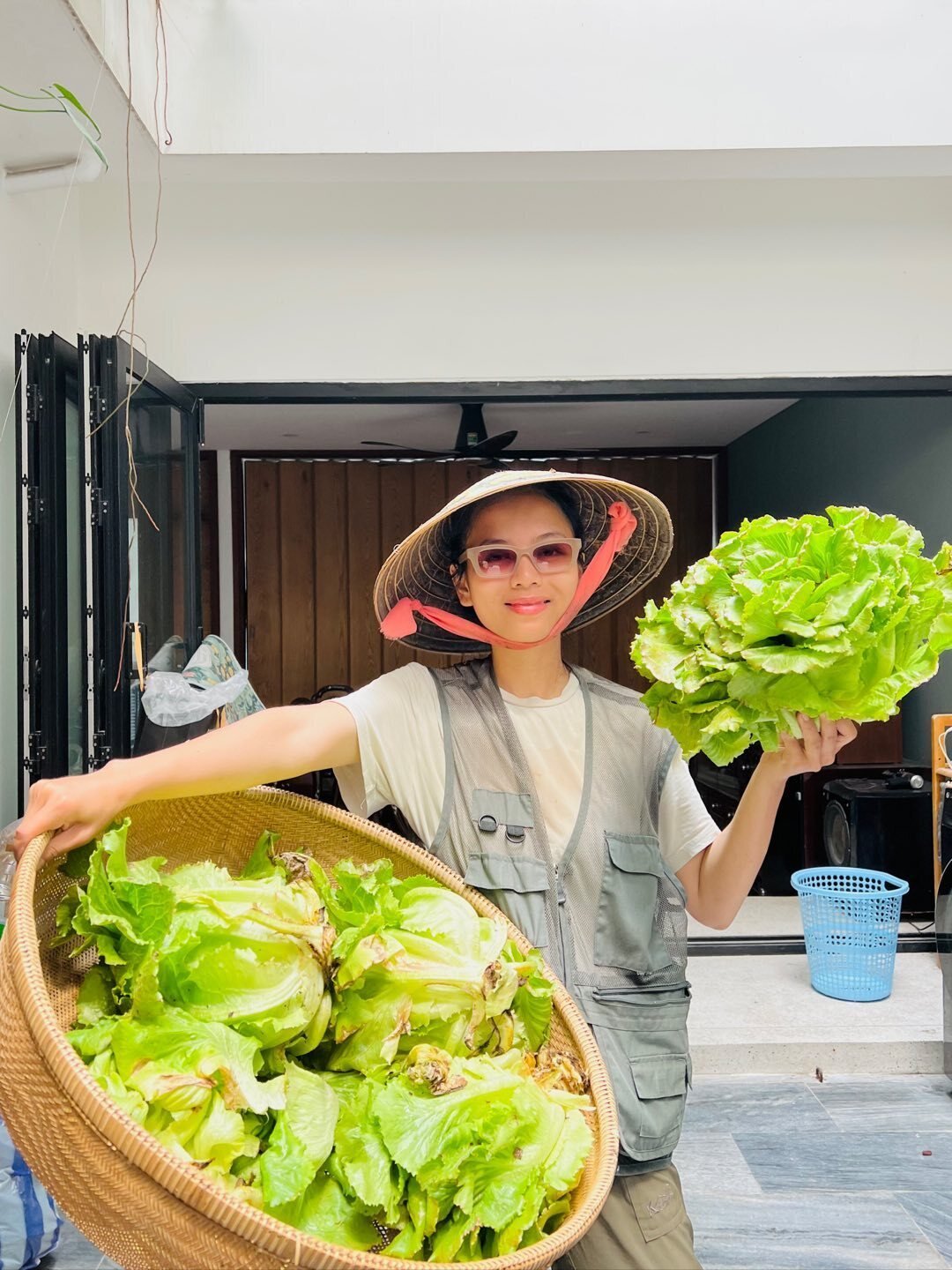 Mê mẩn khu vườn sân thượng đẹp 'như vẽ bằng AI' của mẹ đảm Đà Nẵng- Ảnh 22.