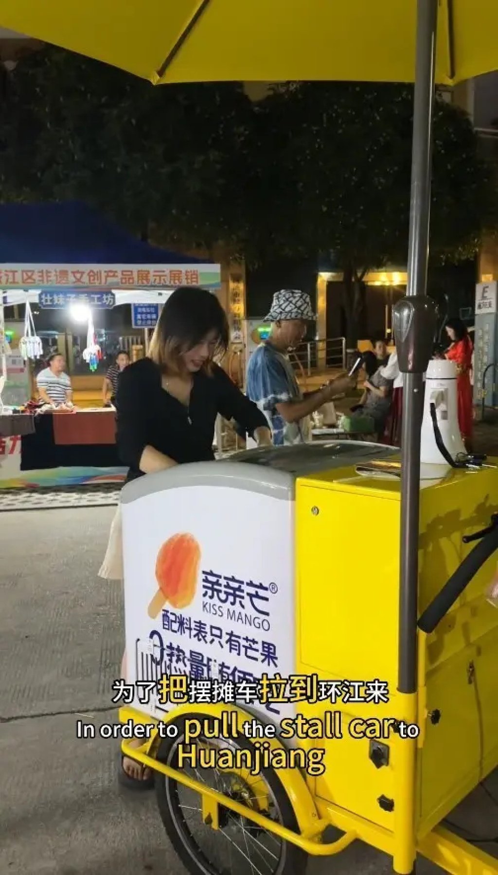 Tốt nghiệp ngành y nhưng đi bán kem, nữ sinh bị trường cũ gọi điện yêu cầu gỡ video vì "ảnh hưởng danh tiếng trường"- Ảnh 1.