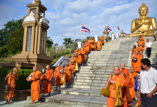 Thái Lan công bố sao kê ngân hàng của các chùa- Ảnh 1. Thái Lan công bố sao kê ngân hàng của các chùa- Ảnh 1.