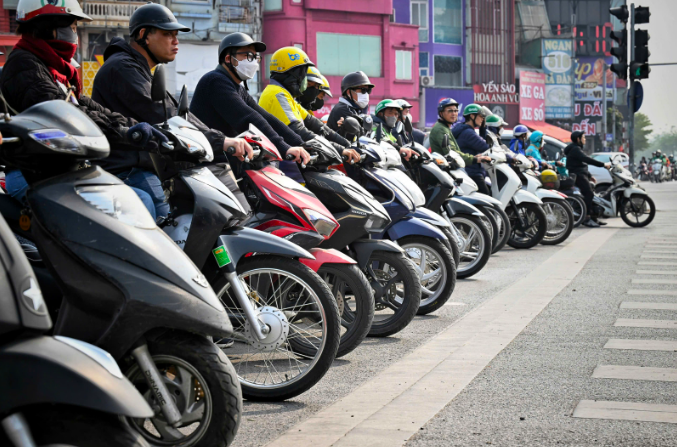 Hà Nội nghiên cứu hỗ trợ, thu đổi 450.000 xe máy xăng trong khu vực Vành đai 1- Ảnh 1.