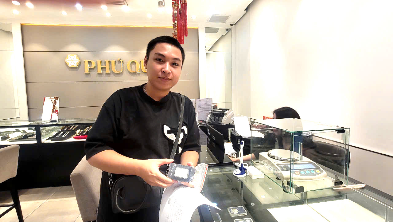 Bạc thỏi và bạc miếng "sốt giá", xuất hiện nhiều nhà đầu tư mới- Ảnh 1.