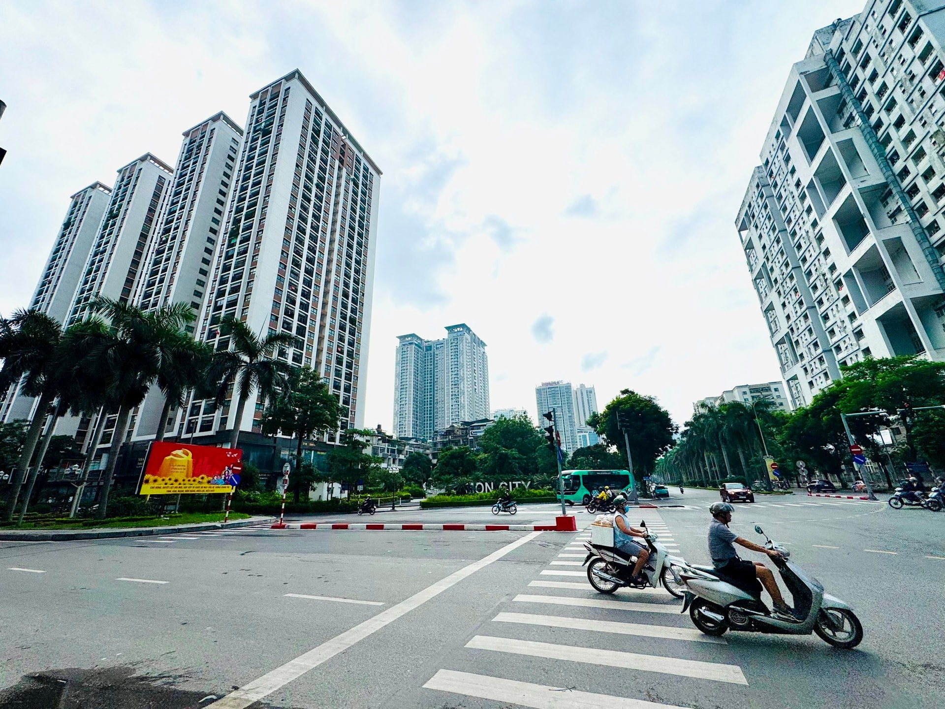 Giá căn hộ sơ cấp và thứ cấp tại Hà Nội cùng nhau tăng- Ảnh 1.