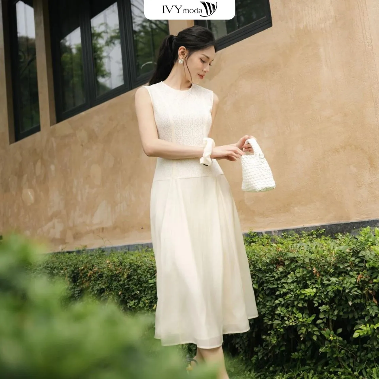 Cứ sinh nhật con là Phạm Hương lại diện món đồ này, vừa sang vừa điệu khiến mẹ nào cũng muốn sắm theo- Ảnh 9.