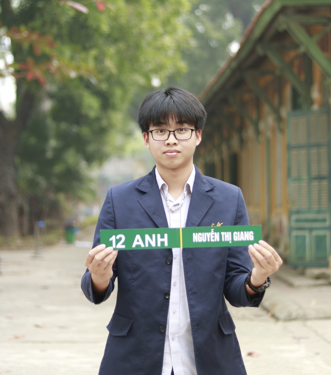 KHÔNG TIN NỔI: Nam sinh ẵm hẳn 5 danh hiệu thủ khoa toàn quốc!- Ảnh 2.