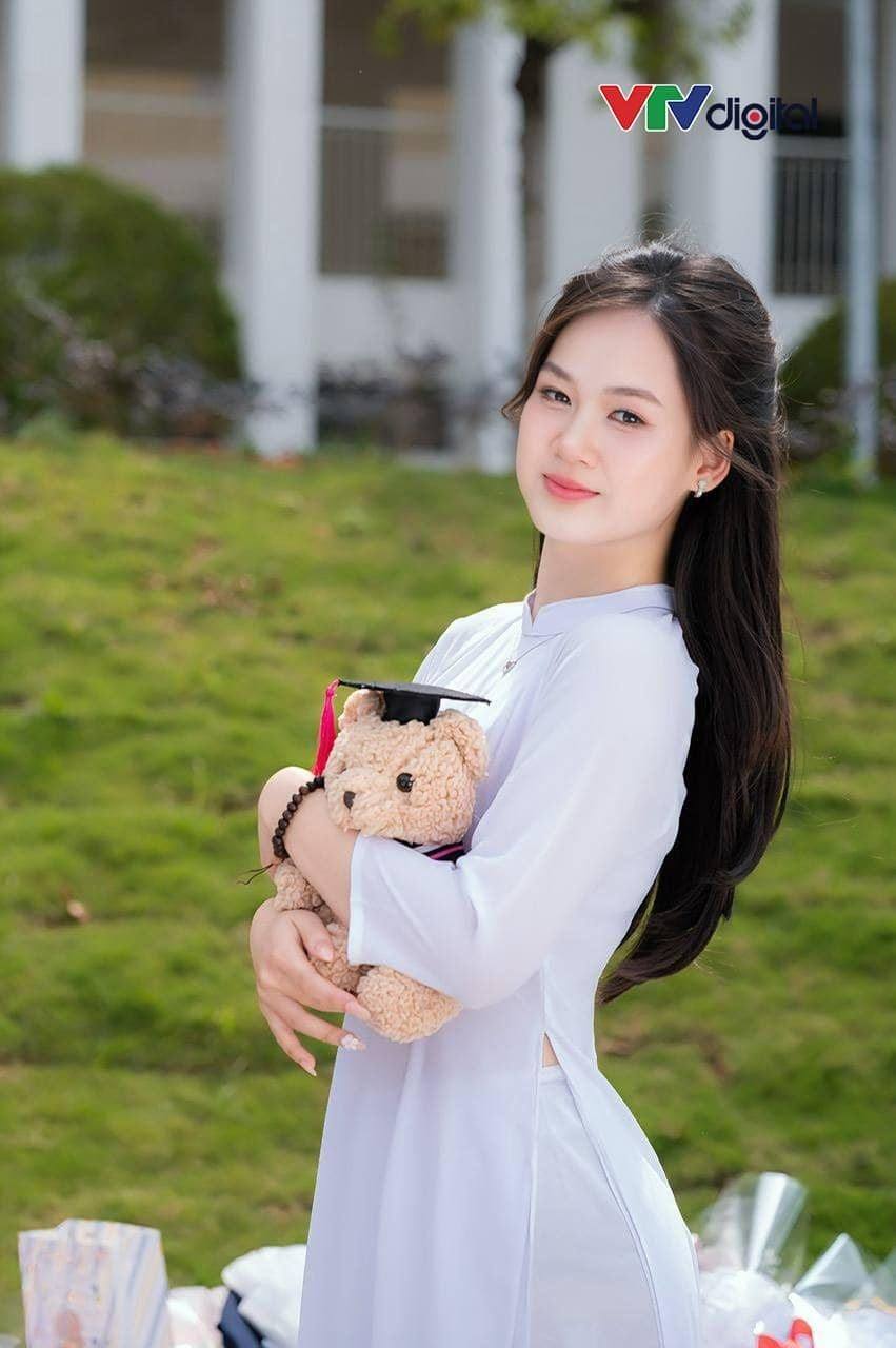 Dàn thủ khoa toàn quốc kỳ thi THPT 2025 là những ai?- Ảnh 2.