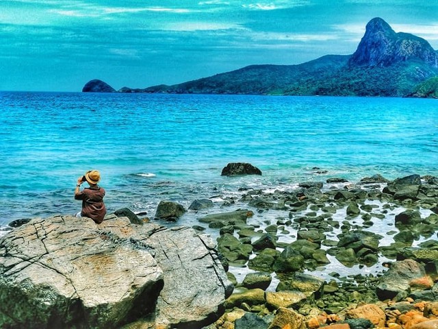 Không phải Đà Nẵng, Nha Trang hay Phú Quốc, đây mới là bãi biển được du khách nhận xét "Top 1 Việt Nam"- Ảnh 3.