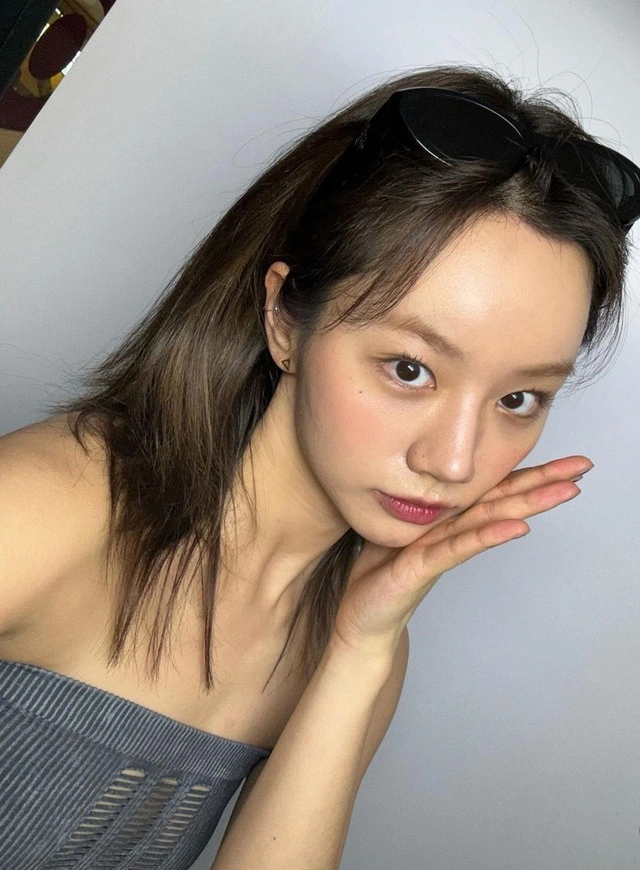 Lee Hyeri da mộc đẹp mịn gây sốt, tuổi băm vẫn xinh mơn mởn: Có mẹo tăng collagen cho da nhờ cắt giảm 1 thứ trong chế độ ăn- Ảnh 4.