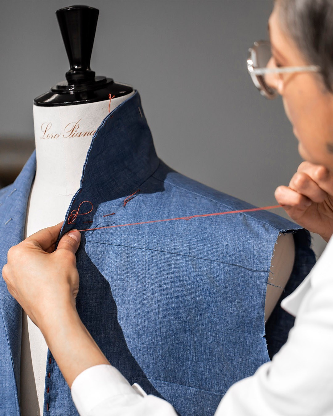 Loro Piana - Brand xa xỉ do bạn trai Lisa làm CEO bị phát hiện bóc lột nhân công, bán giá siêu chênh lệch- Ảnh 4.