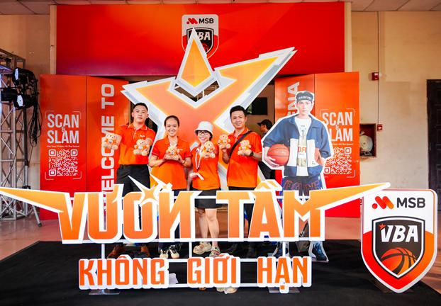 MSB – Dấu ấn màu cam rực lửa trong lòng cộng đồng yêu bóng rổ- Ảnh 1.