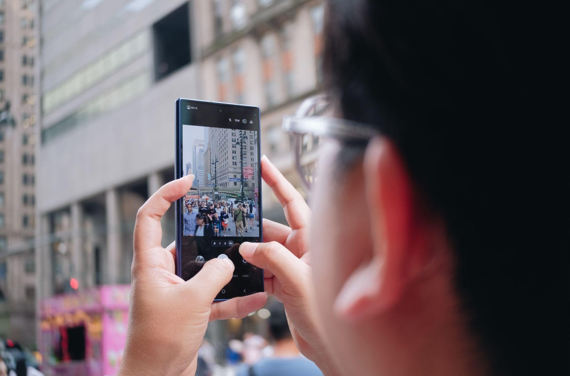 Trải nghiệm xong camera của Galaxy Z Fold7, reviewer nhận định: Chất lượng cải thiện rõ rệt, tính năng Galaxy AI “ai cũng phải wow”- Ảnh 1. Trải nghiệm xong camera của Galaxy Z Fold7, reviewer nhận định: Chất lượng cải thiện rõ rệt, tính năng Galaxy AI “ai cũng phải wow”- Ảnh 1.
