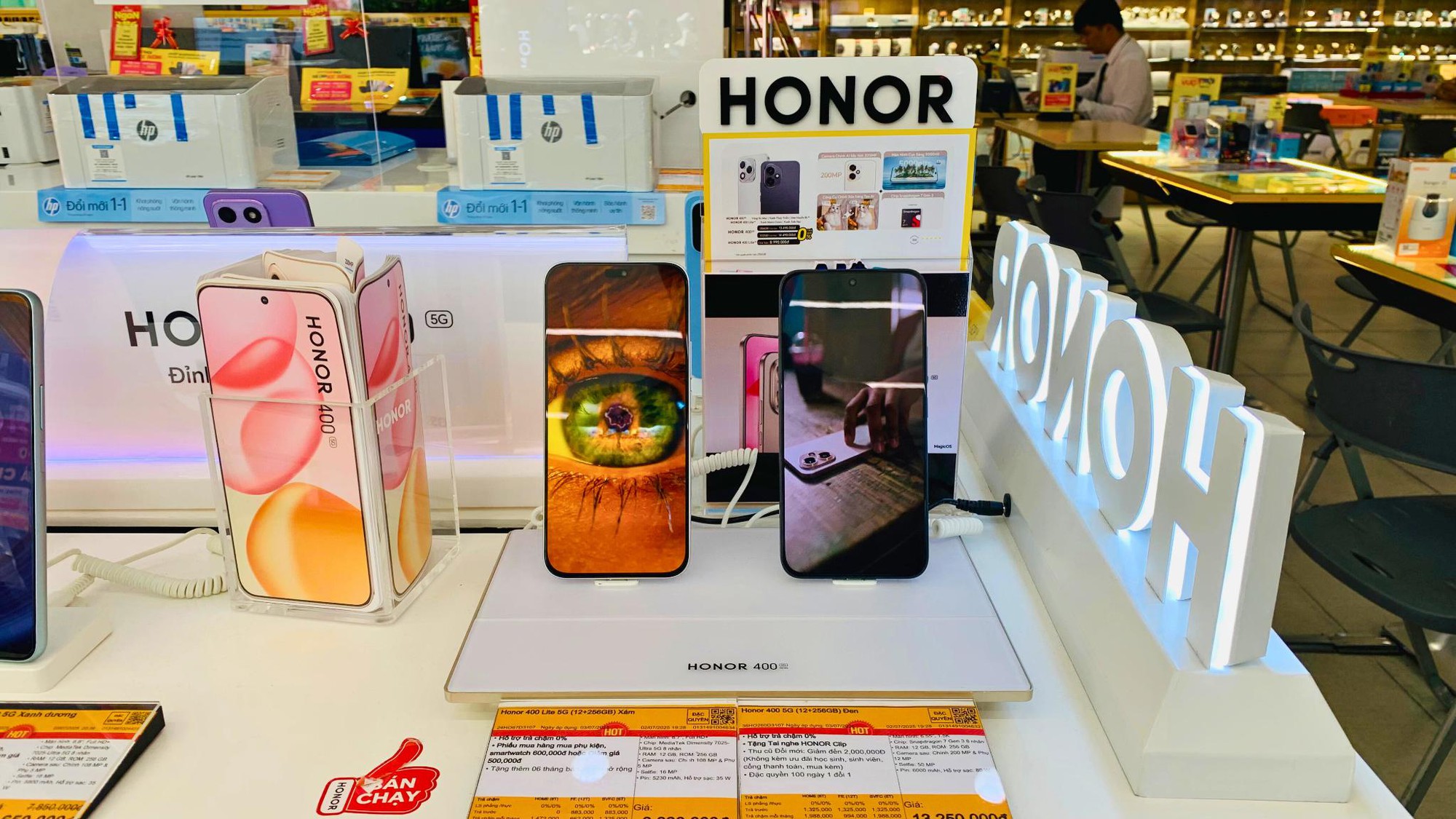 Không phải ngẫu nhiên mà giới trẻ mê mẩn HONOR 400 Series: Có tận 4 lý do để chốt đơn!- Ảnh 3.