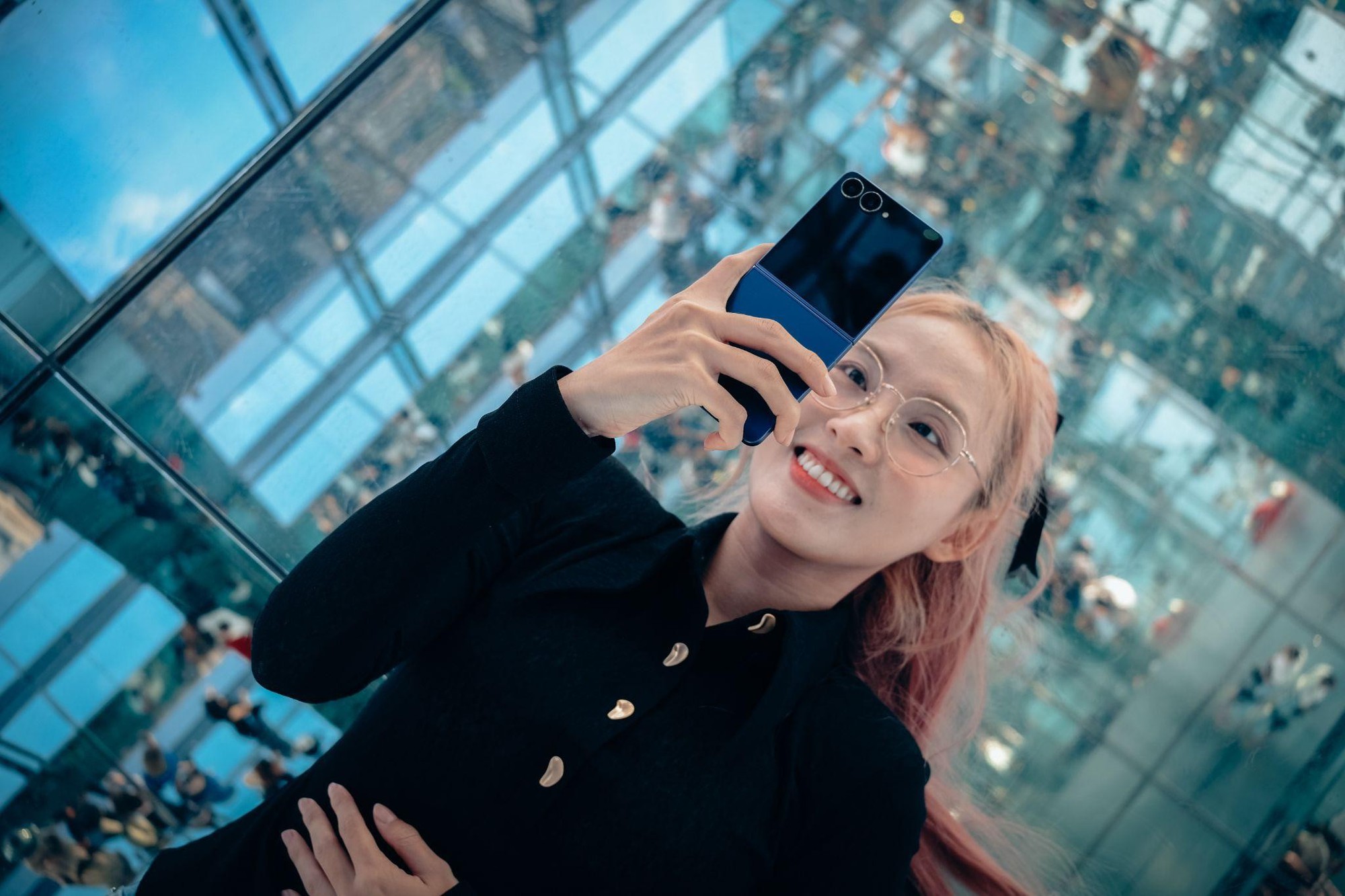 Trải nghiệm xong camera của Galaxy Z Fold7, reviewer nhận định: Chất lượng cải thiện rõ rệt, tính năng Galaxy AI “ai cũng phải wow”- Ảnh 7. Trải nghiệm xong camera của Galaxy Z Fold7, reviewer nhận định: Chất lượng cải thiện rõ rệt, tính năng Galaxy AI “ai cũng phải wow”- Ảnh 7.