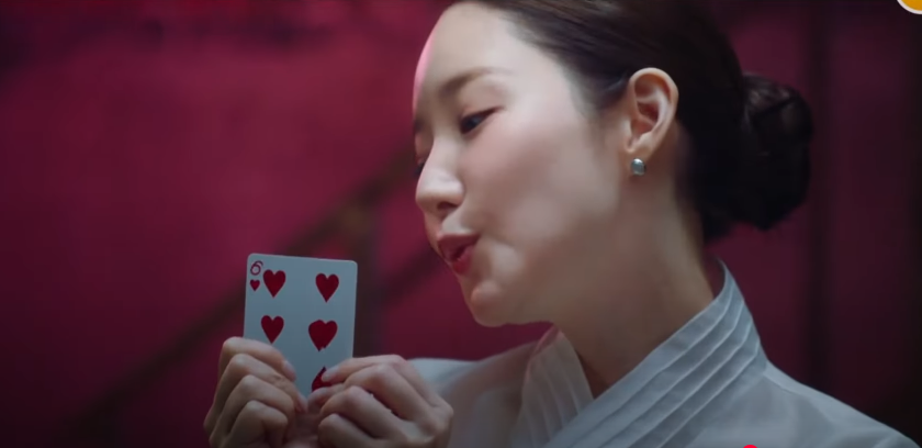 Tấm lưng trần gây sốc của Park Min Young- Ảnh 6. Tấm lưng trần gây sốc của Park Min Young- Ảnh 6.