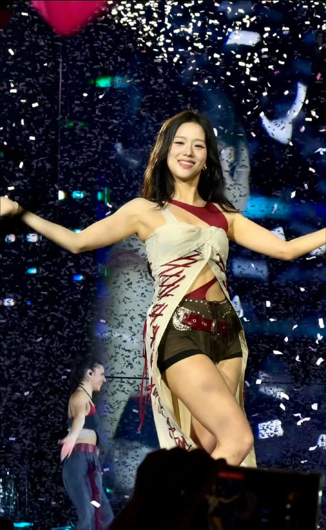 Thành viên đẹp nhất BLACKPINK bị sao vậy trời?- Ảnh 8.