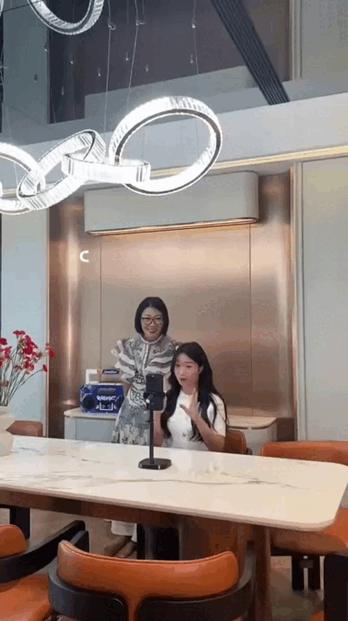 Mỹ nữ có nụ cười 8 triệu view: Con gái đại gia xi măng, sống sang chảnh trong căn hộ 145m2 đẹp như mộng- Ảnh 11.