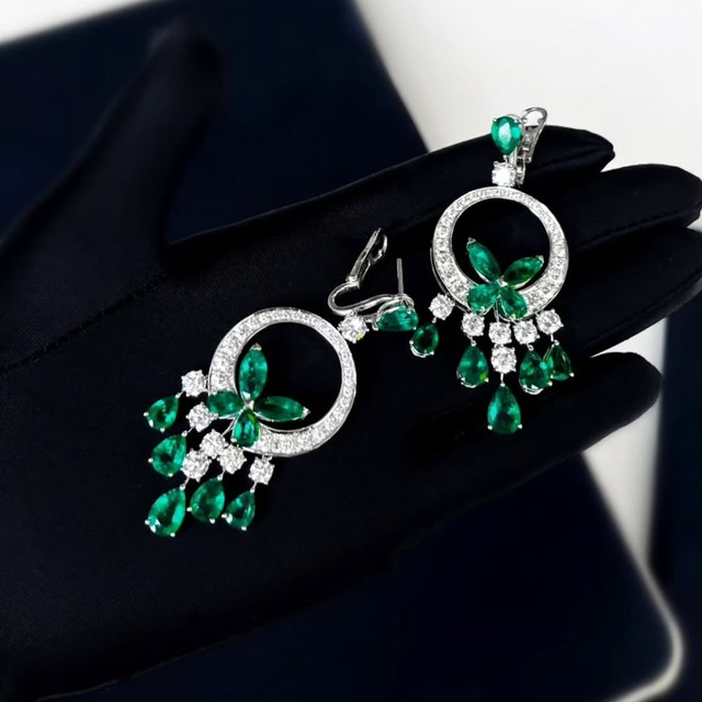 Phốt bông tai 8 tỷ khiến gia đình đại tiểu thư xứ Trung bị vạch trần: Hoá ra là hàng fake!- Ảnh 2.